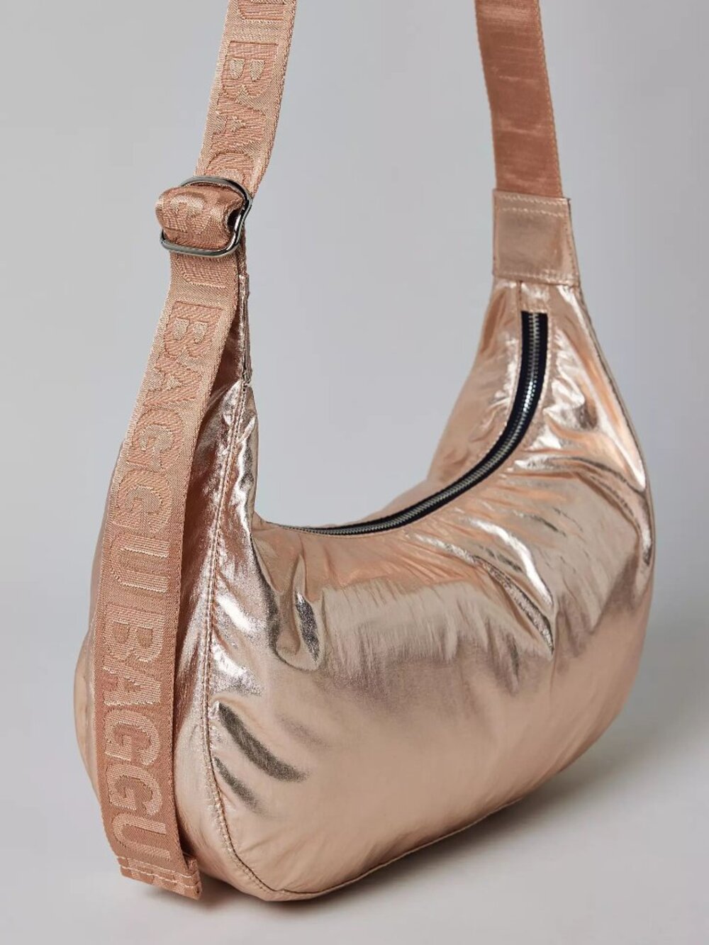 NWT Baggu Medium Crescent Bag - Rose Gold Metallic